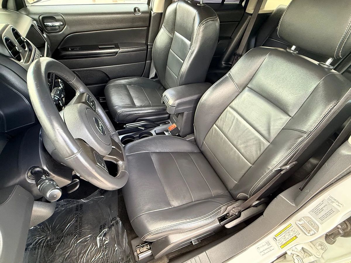 2016 Jeep Patriot Latitude photo 33