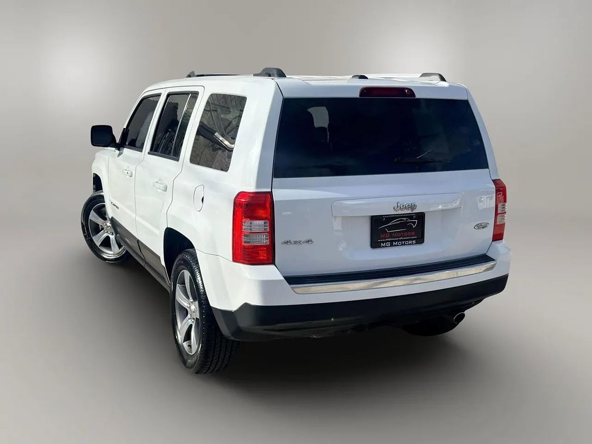 2016 Jeep Patriot Latitude photo 20
