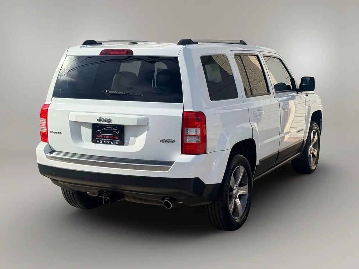 2016 Jeep Patriot Latitude photo 27