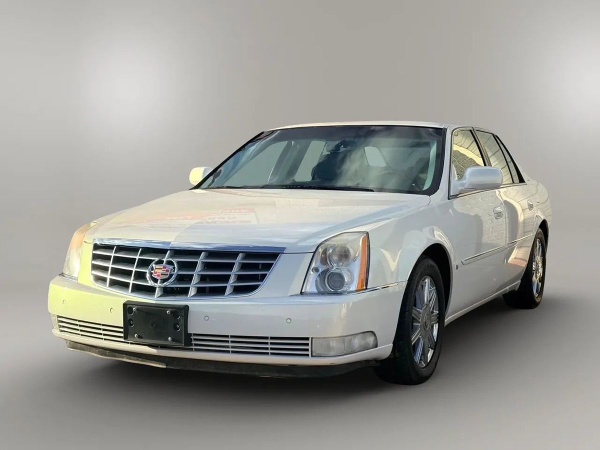 2007 Cadillac DTS Luxury II photo 11