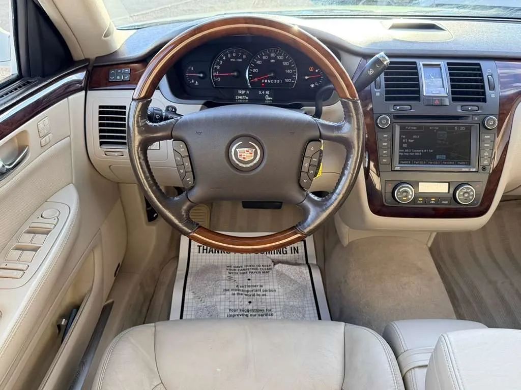2007 Cadillac DTS Luxury II photo 31