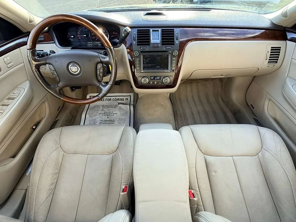 2007 Cadillac DTS Luxury II photo 35