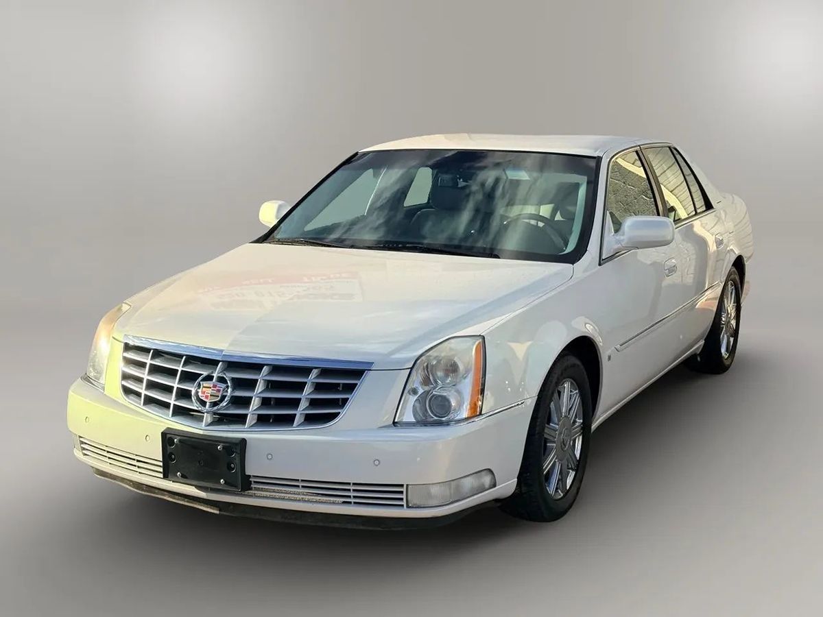2007 Cadillac DTS Luxury II photo 10