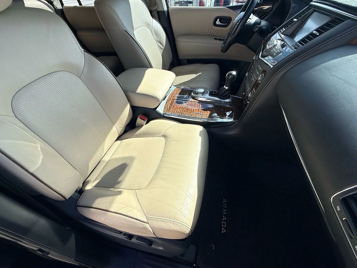 2018 Nissan Armada Platinum photo 34