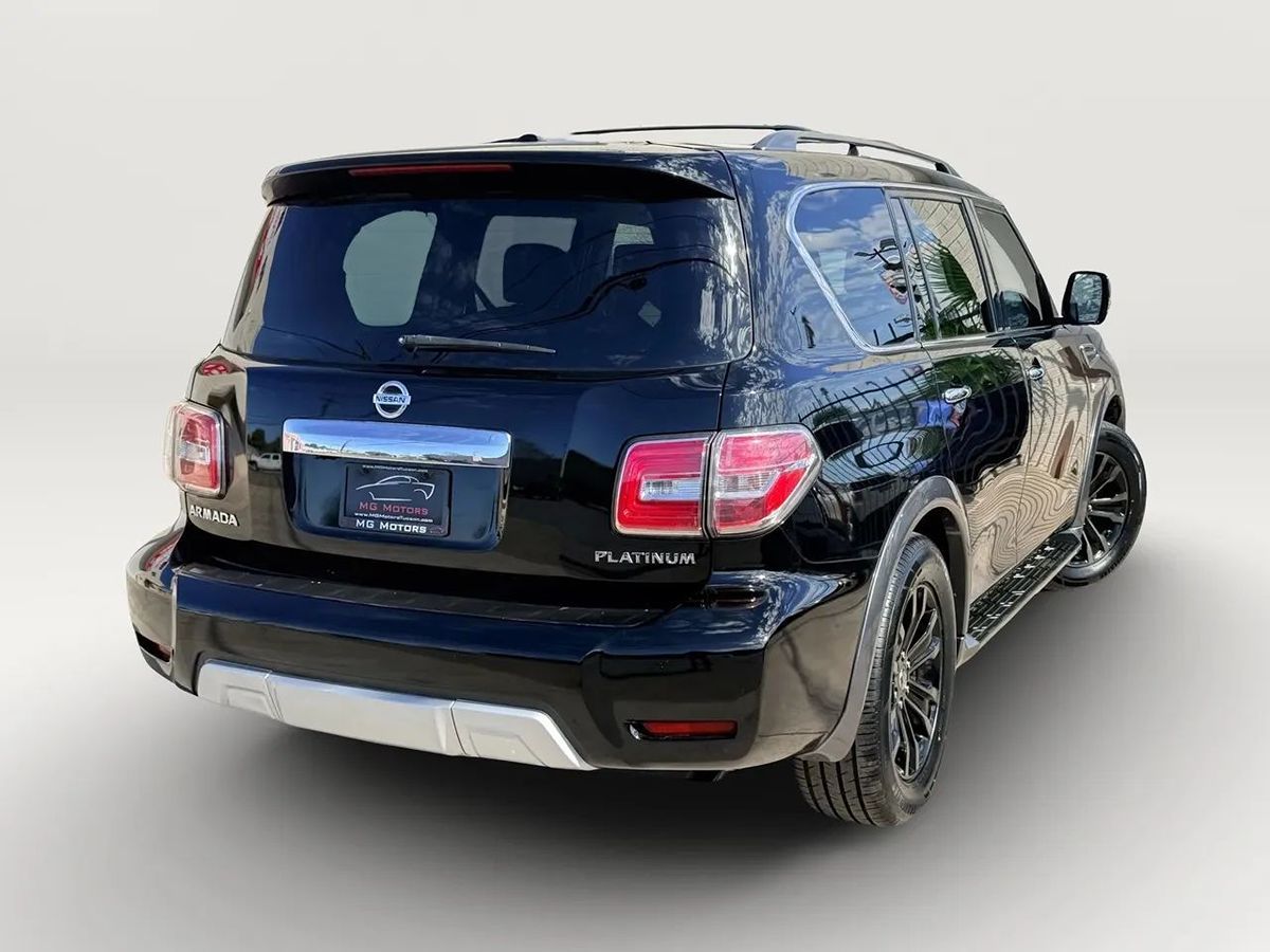 2018 Nissan Armada Platinum photo 11