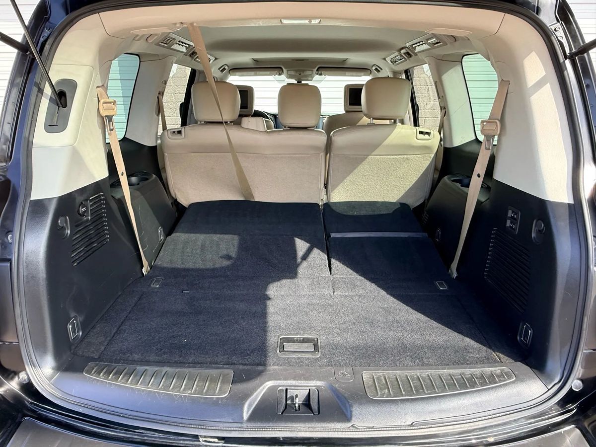 2018 Nissan Armada Platinum photo 44