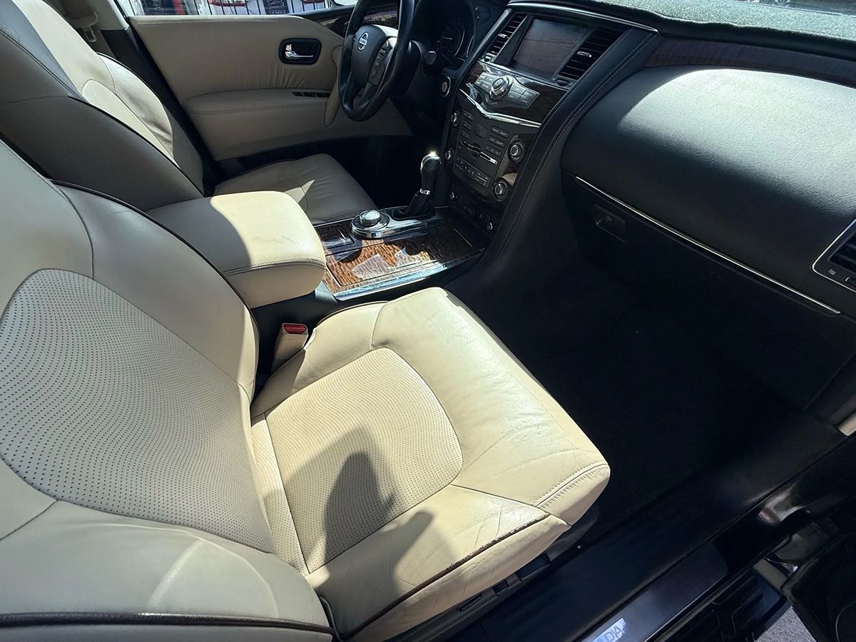 2018 Nissan Armada Platinum photo 35