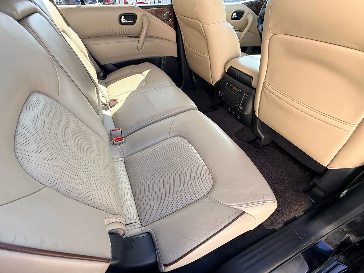 2018 Nissan Armada Platinum photo 46
