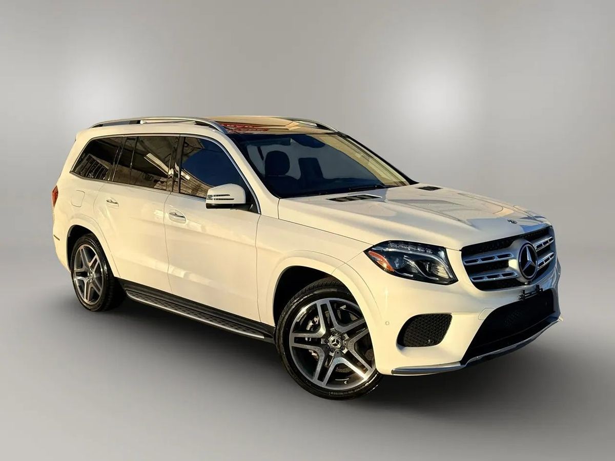 2018 Mercedes Benz GLS 550 4MATIC photo 3