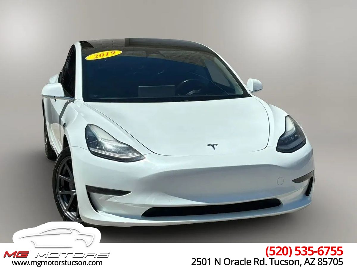 2019 Tesla Model 3 Standard Range Plus's photo