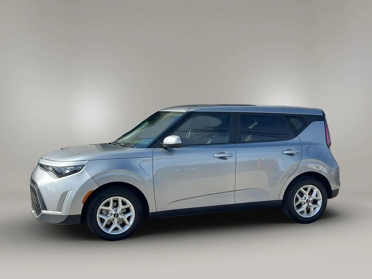 Photo 11 of this Kia Soul