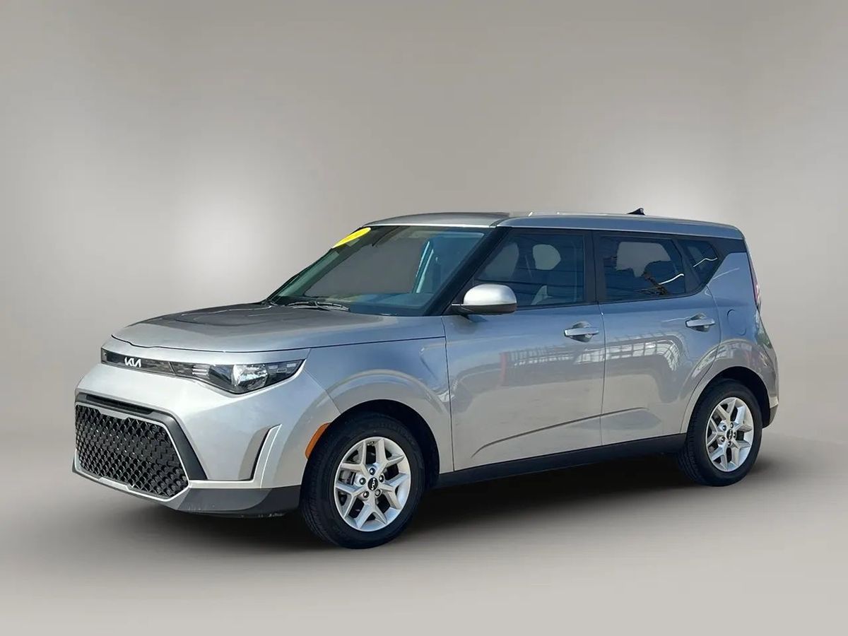 Photo 13 of this Kia Soul