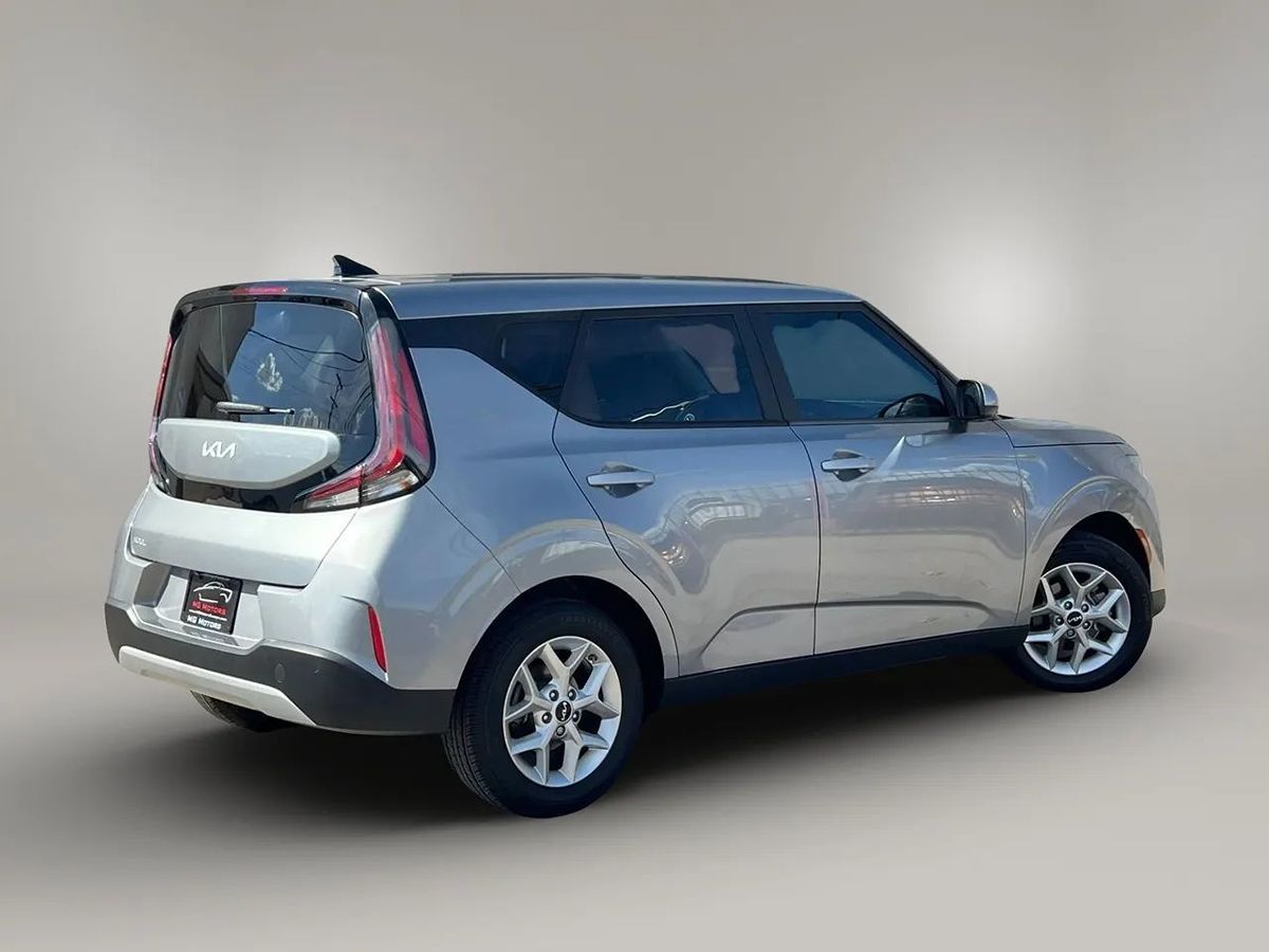 Photo 19 of this Kia Soul