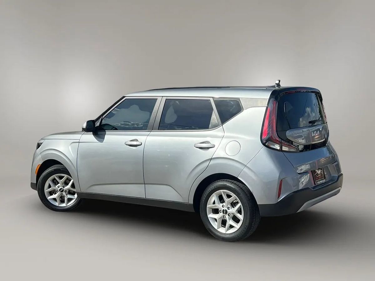 Photo 24 of this Kia Soul