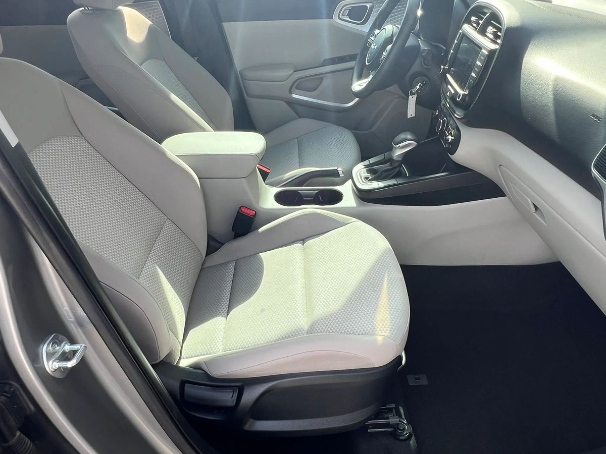 Photo 36 of this Kia Soul