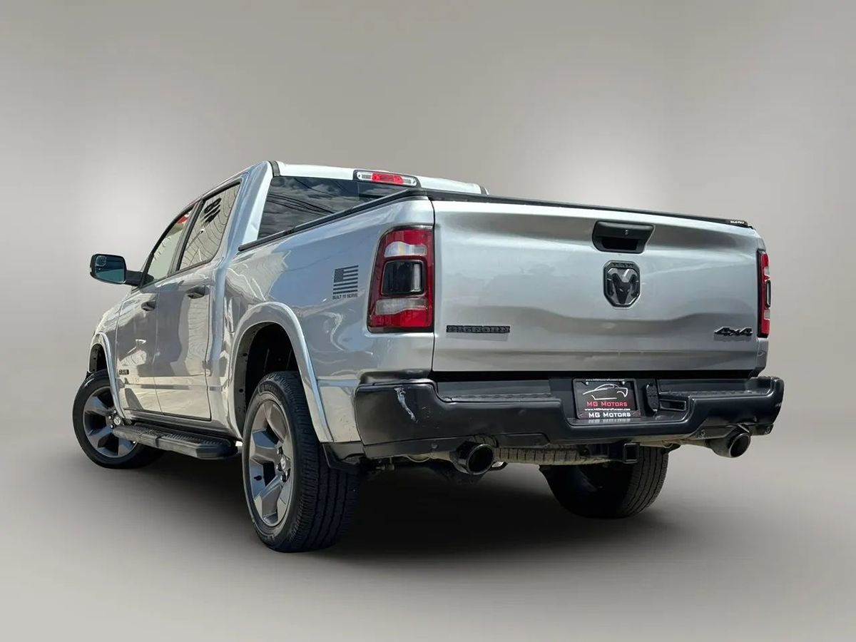 Photo 16 of this Ram 1500