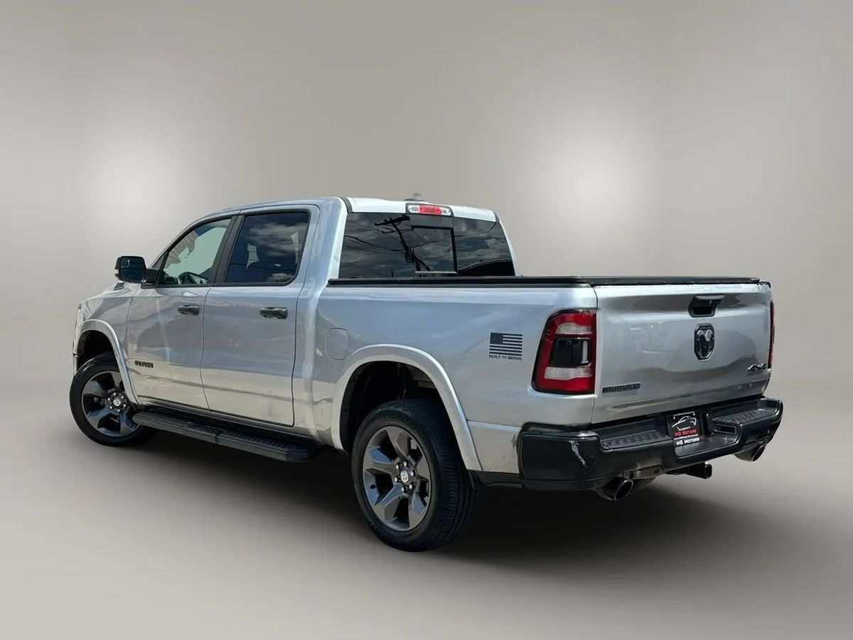 Photo 17 of this Ram 1500