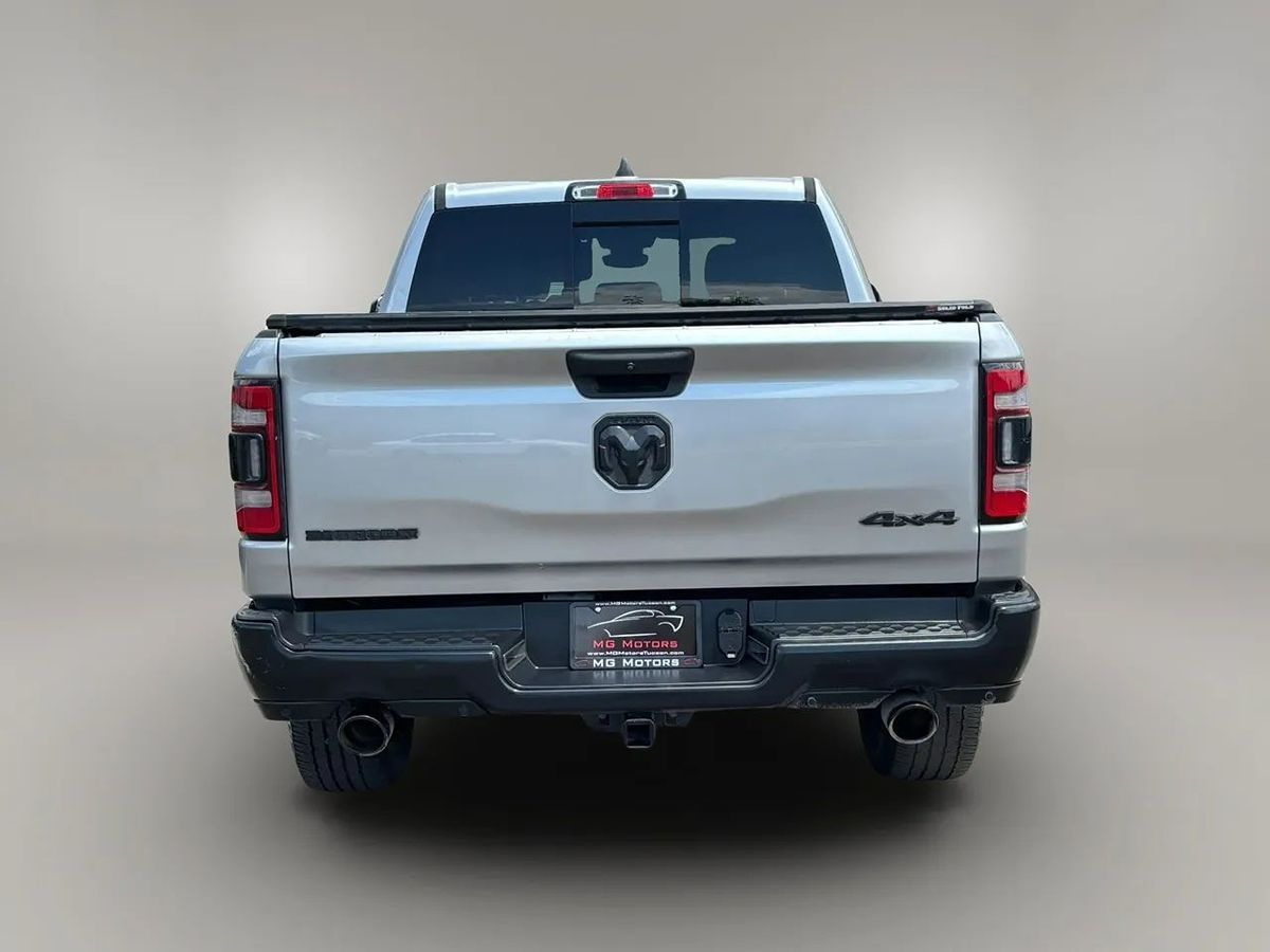 Photo 21 of this Ram 1500