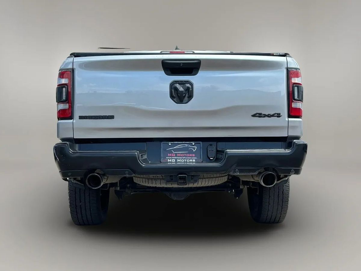 Photo 22 of this Ram 1500