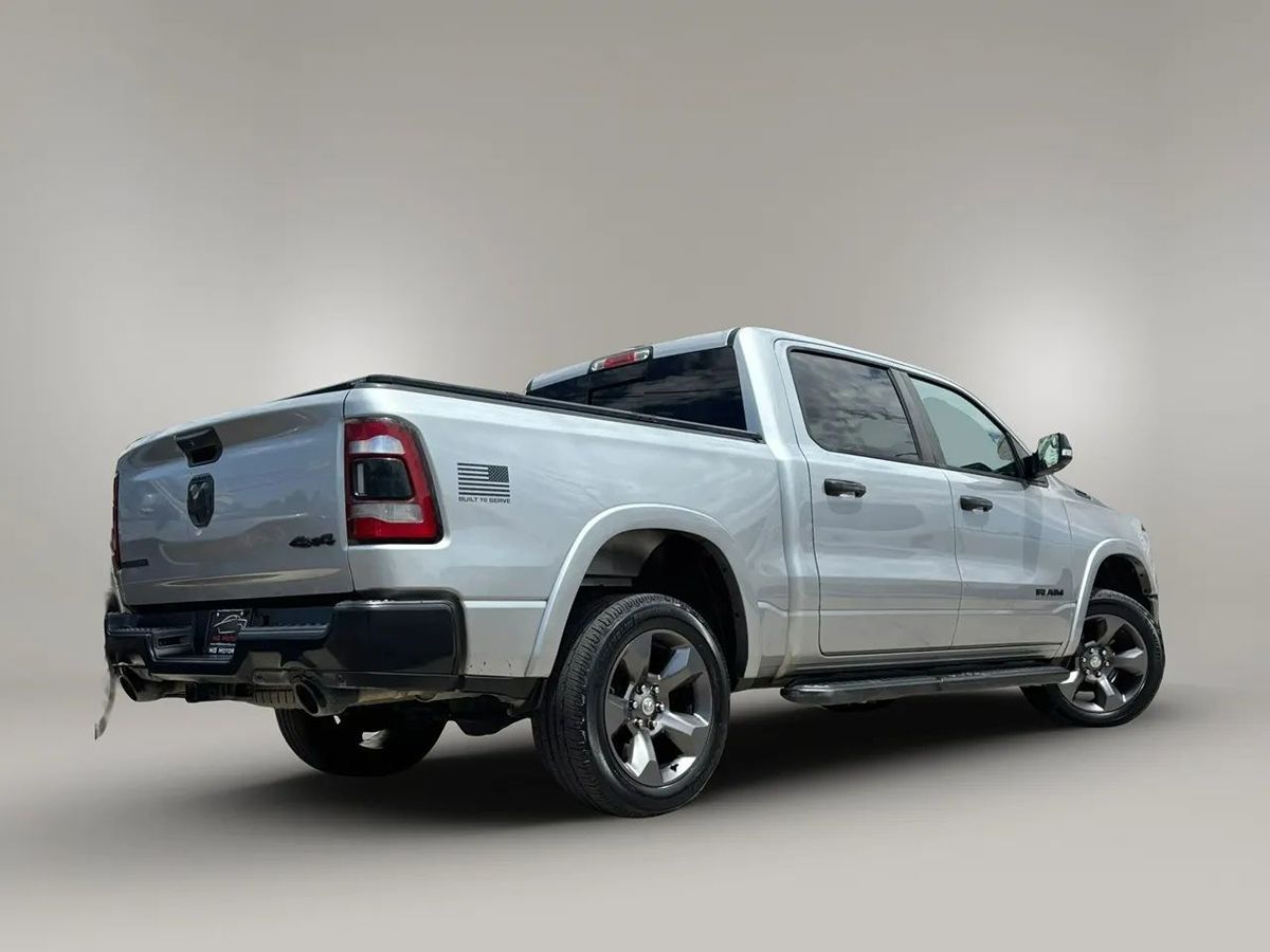 Photo 28 of this Ram 1500