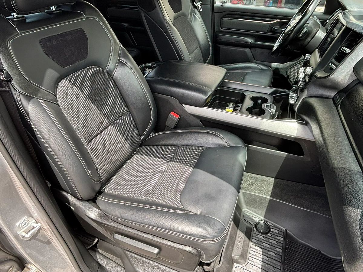 Photo 43 of this Ram 1500