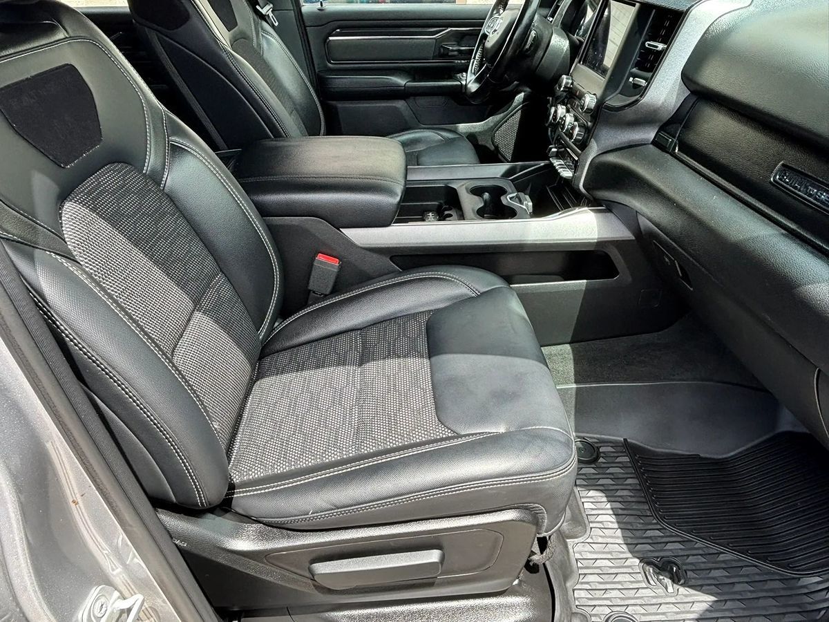 Photo 44 of this Ram 1500