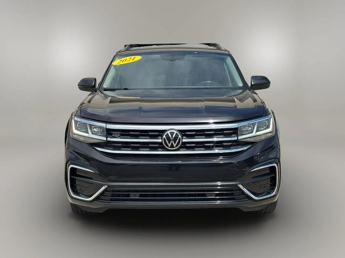 Photo 5 of this Volkswagen Atlas