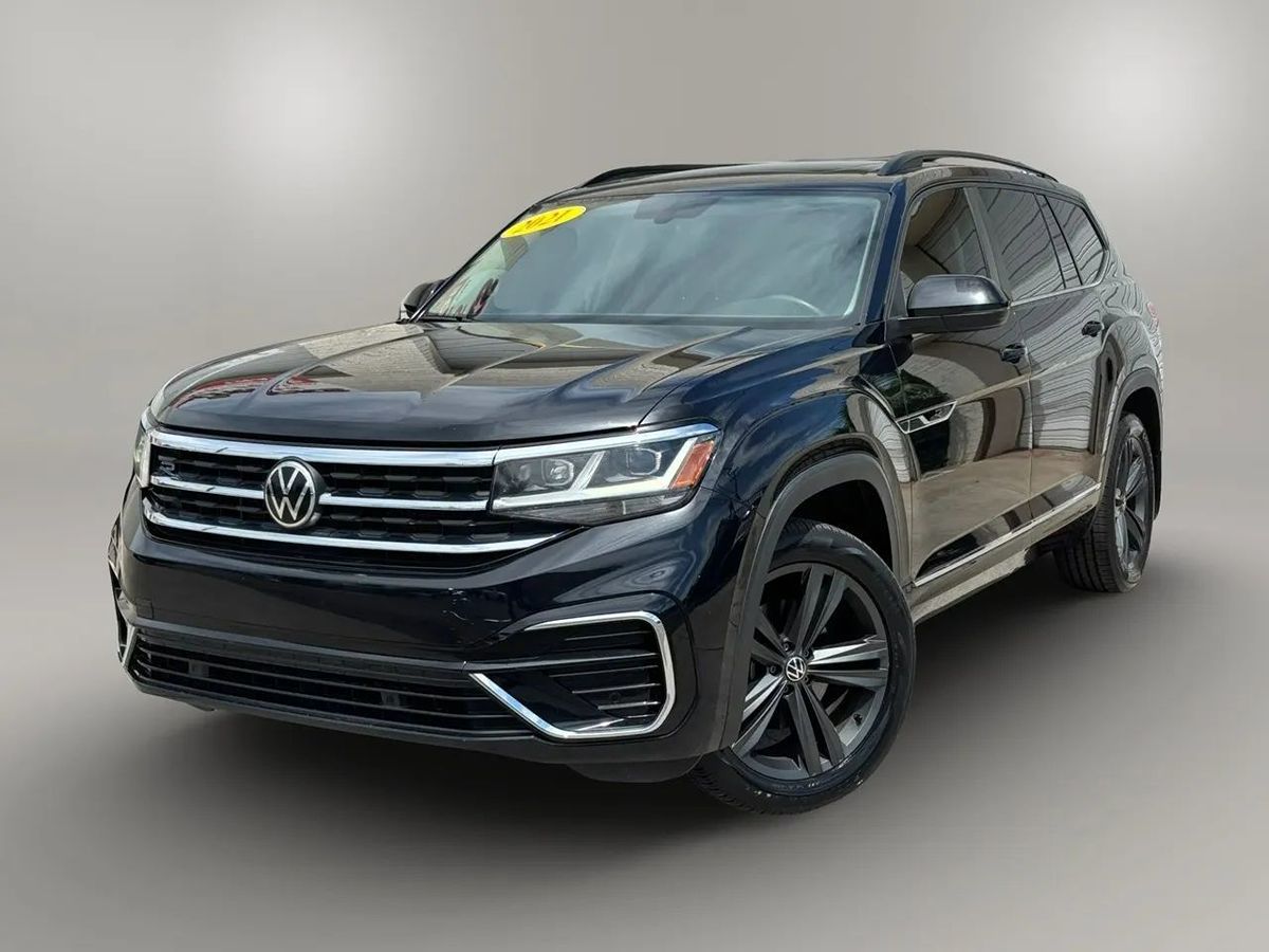 Photo 9 of this Volkswagen Atlas