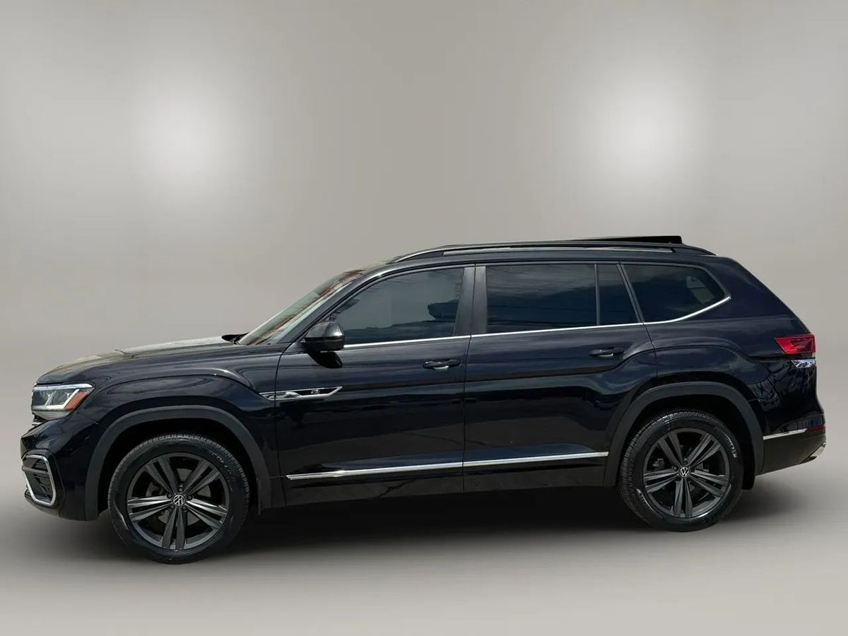Photo 13 of this Volkswagen Atlas