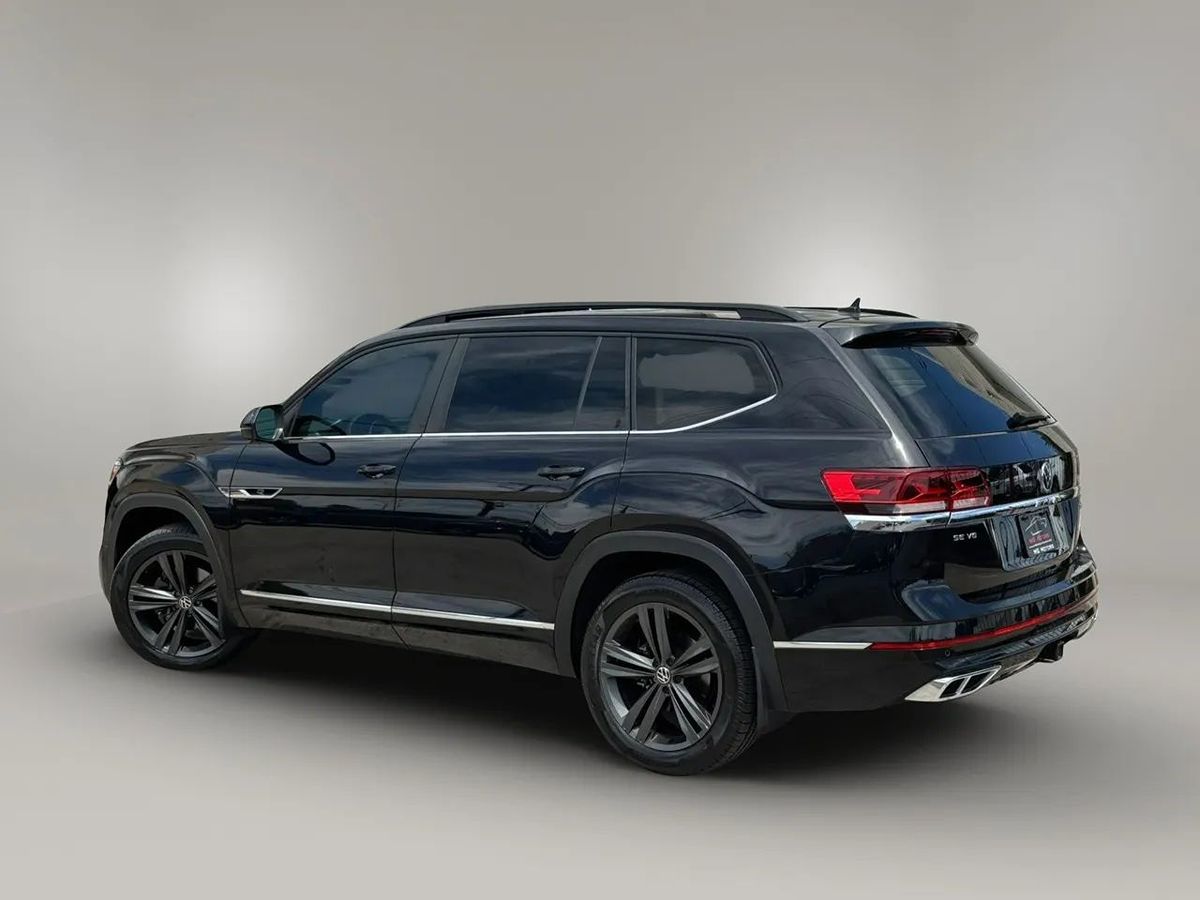 Photo 22 of this Volkswagen Atlas