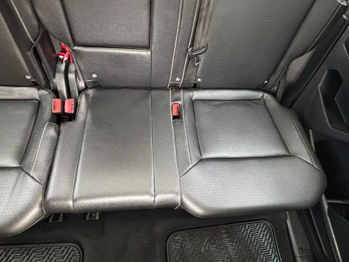 Photo 41 of this Volkswagen Atlas