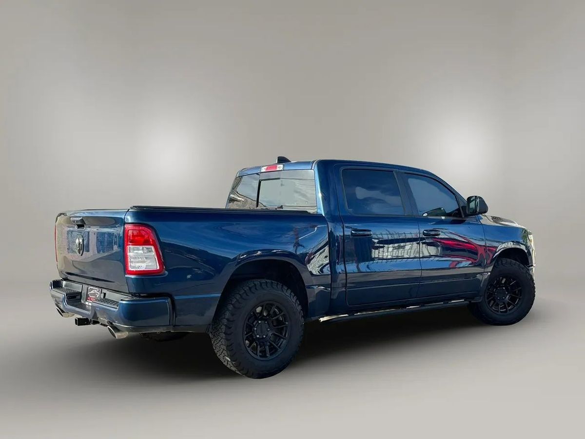 Photo 18 of this Ram 1500