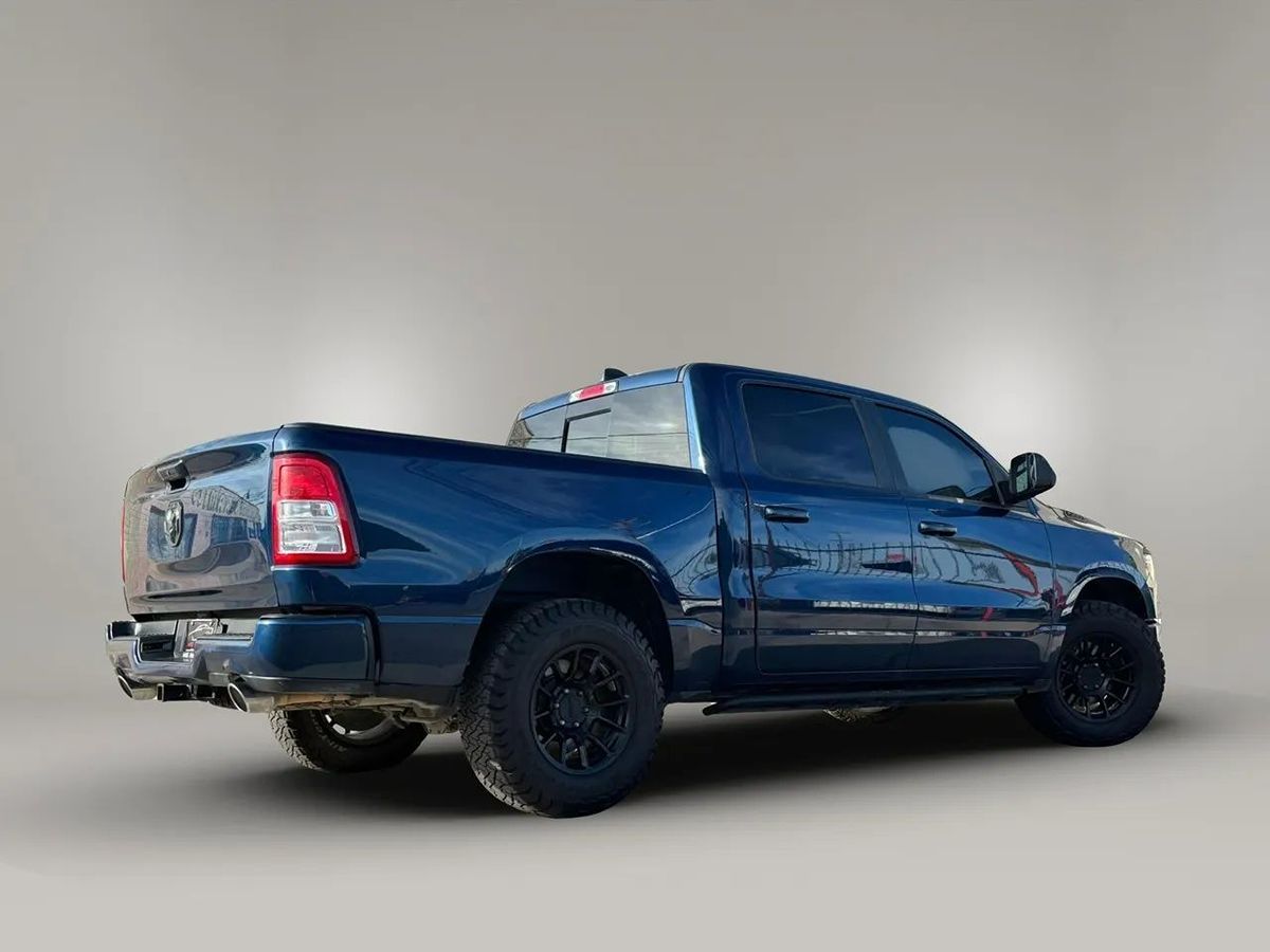 Photo 19 of this Ram 1500