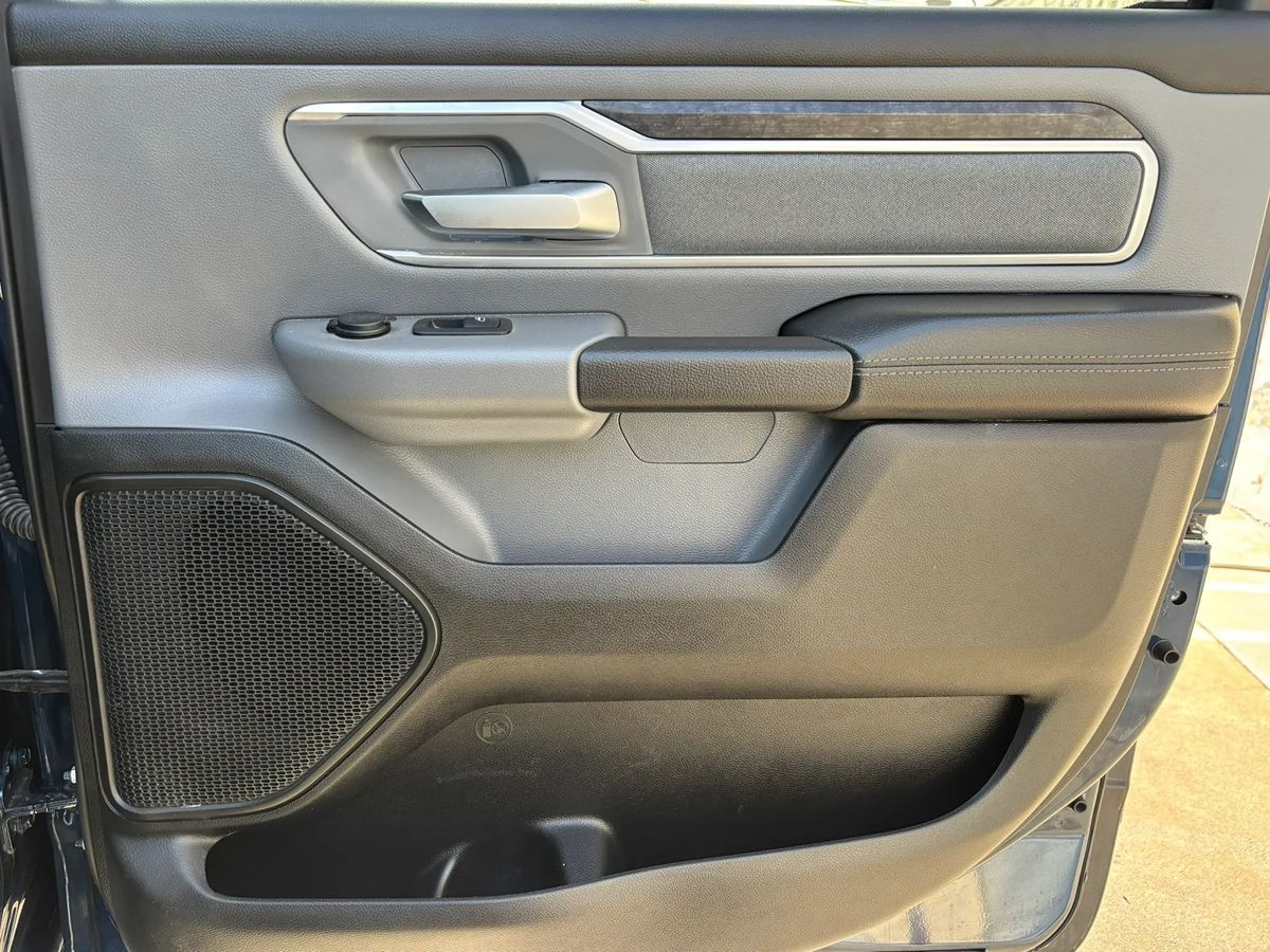 Photo 37 of this Ram 1500