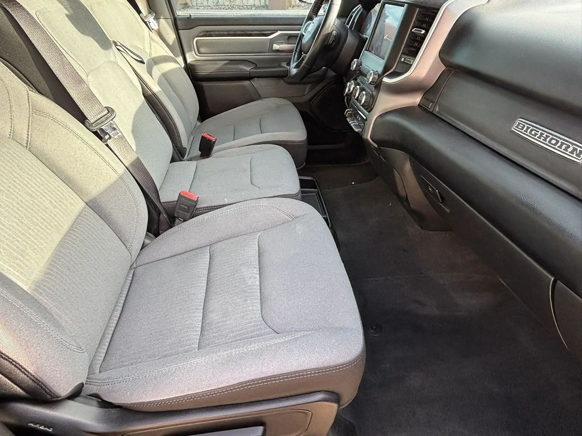Photo 45 of this Ram 1500