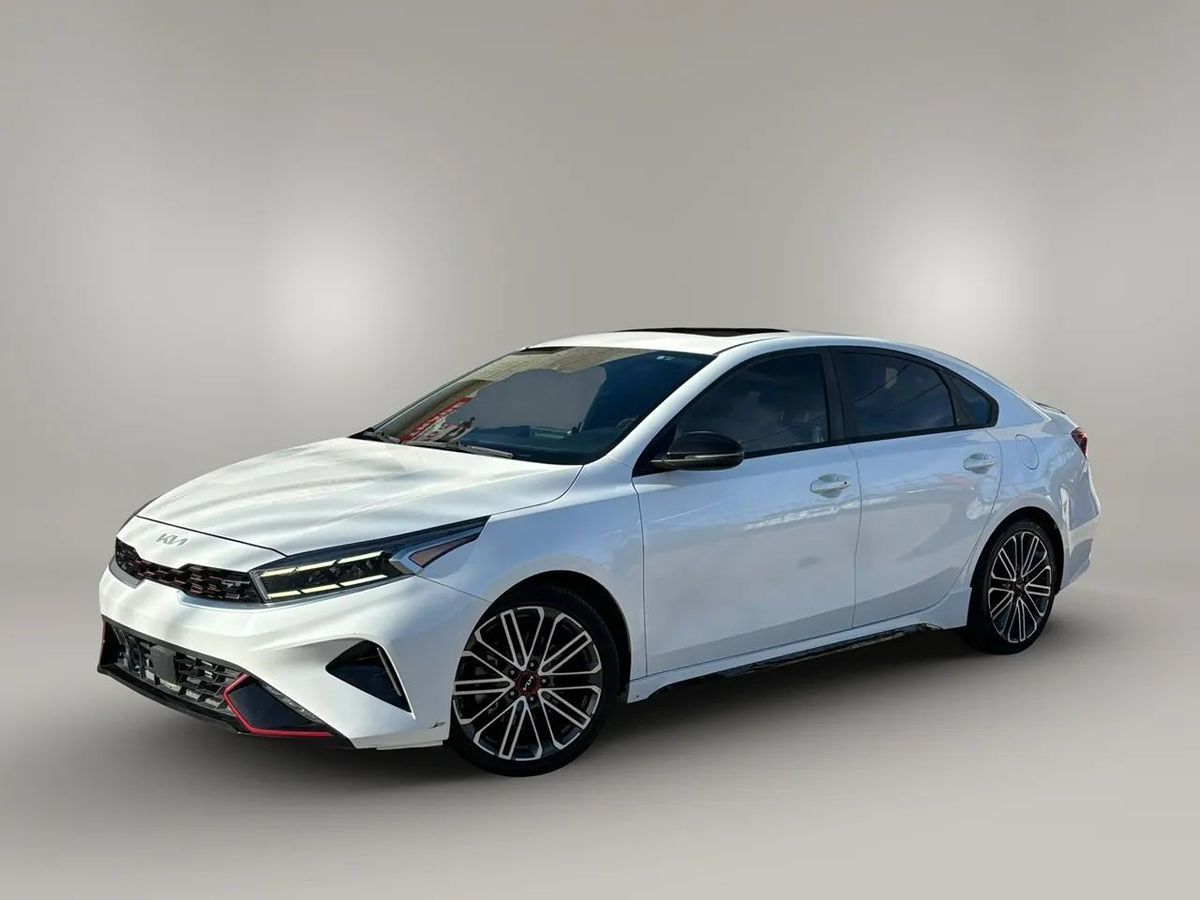 Photo 13 of this Kia Forte