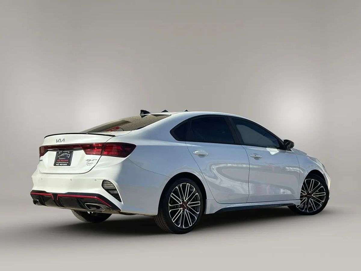 Photo 18 of this Kia Forte