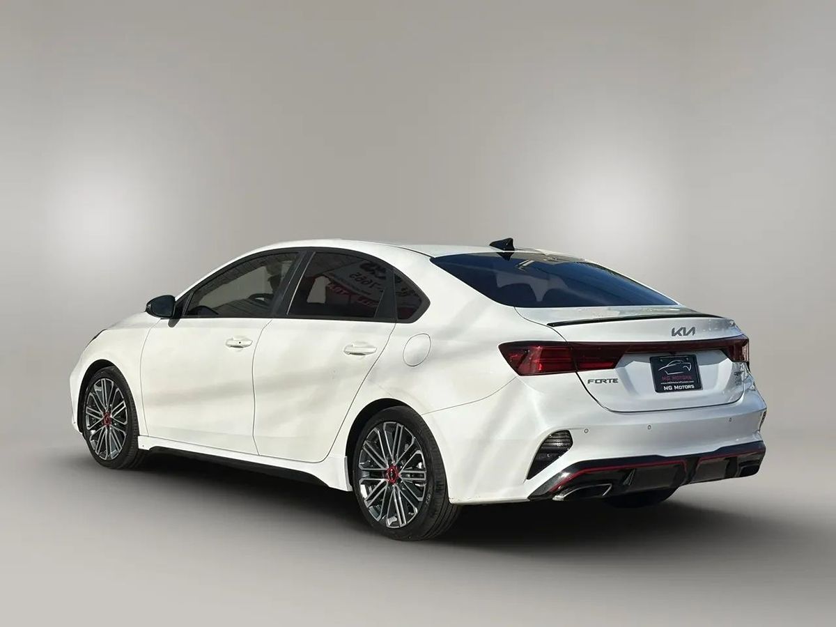 Photo 19 of this Kia Forte