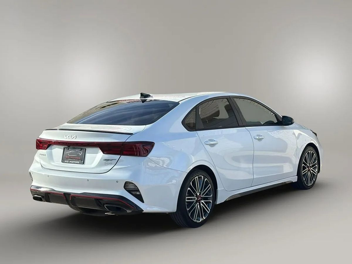 Photo 23 of this Kia Forte