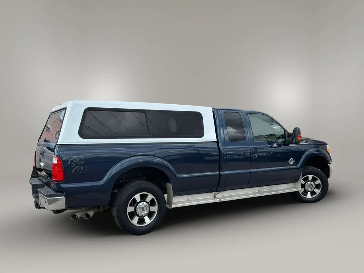 Photo 19 of this Ford Super Duty F-250 SRW