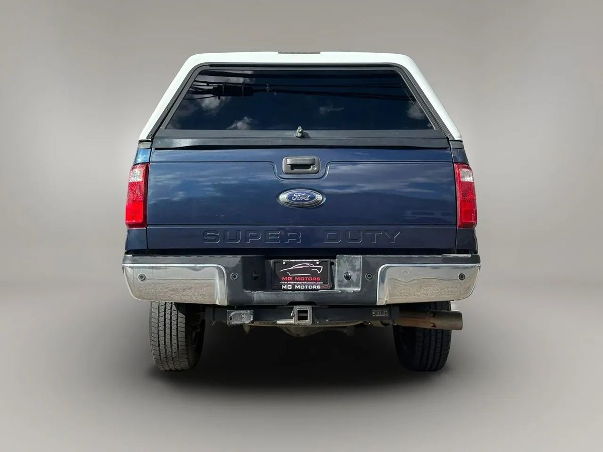 Photo 26 of this Ford Super Duty F-250 SRW