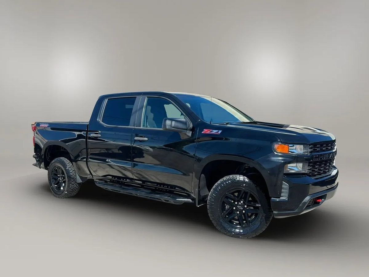 Photo 3 of this Chevrolet Silverado 1500