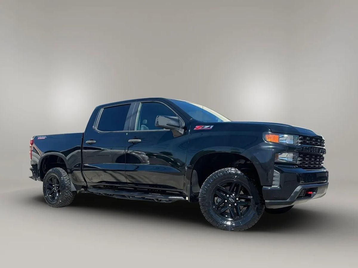 Photo 4 of this Chevrolet Silverado 1500