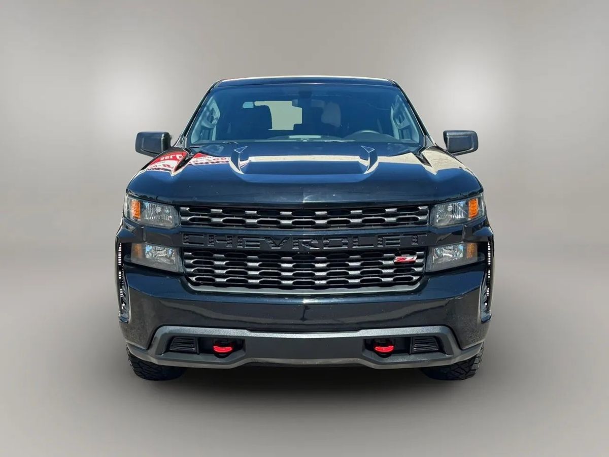 Photo 7 of this Chevrolet Silverado 1500