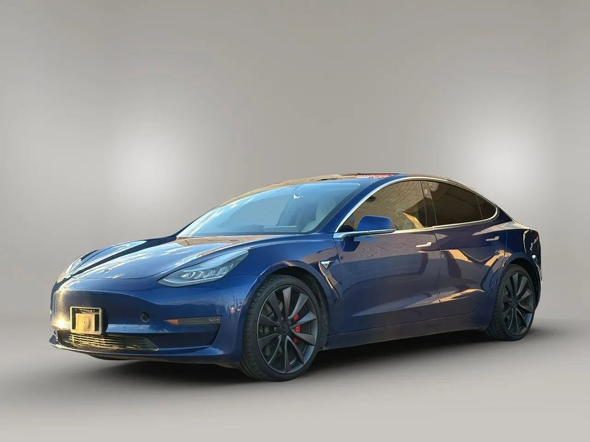 Photo 11 of this Tesla Model 3