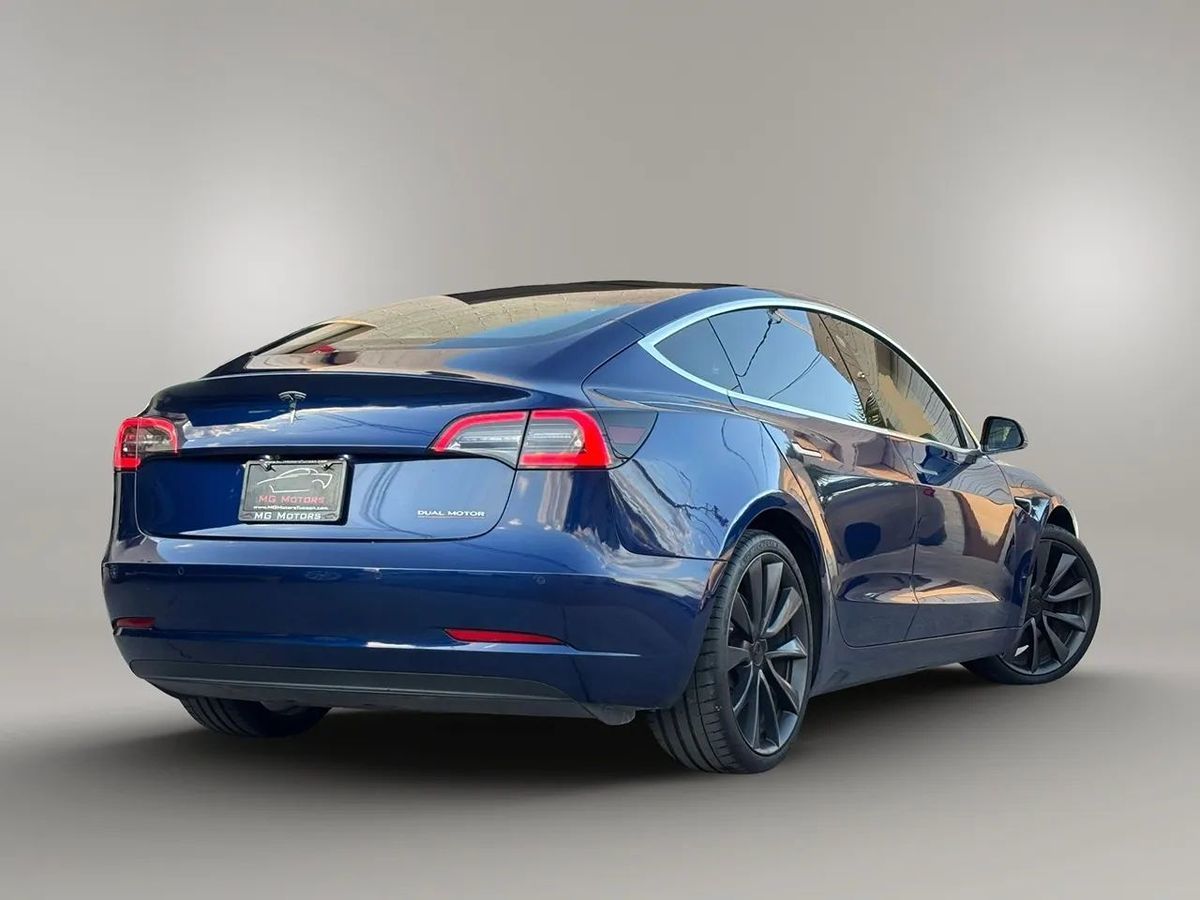 Photo 15 of this Tesla Model 3