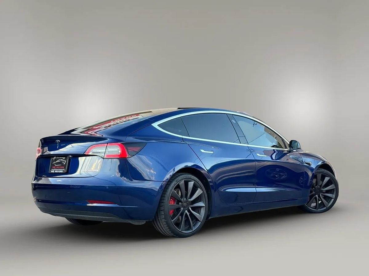 Photo 17 of this Tesla Model 3
