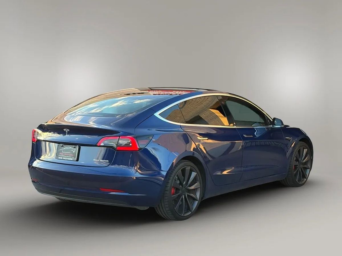 Photo 32 of this Tesla Model 3
