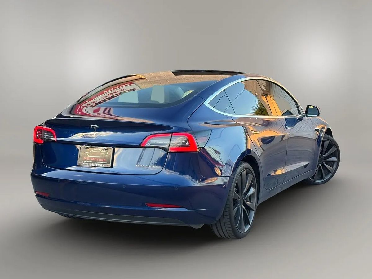 Photo 34 of this Tesla Model 3
