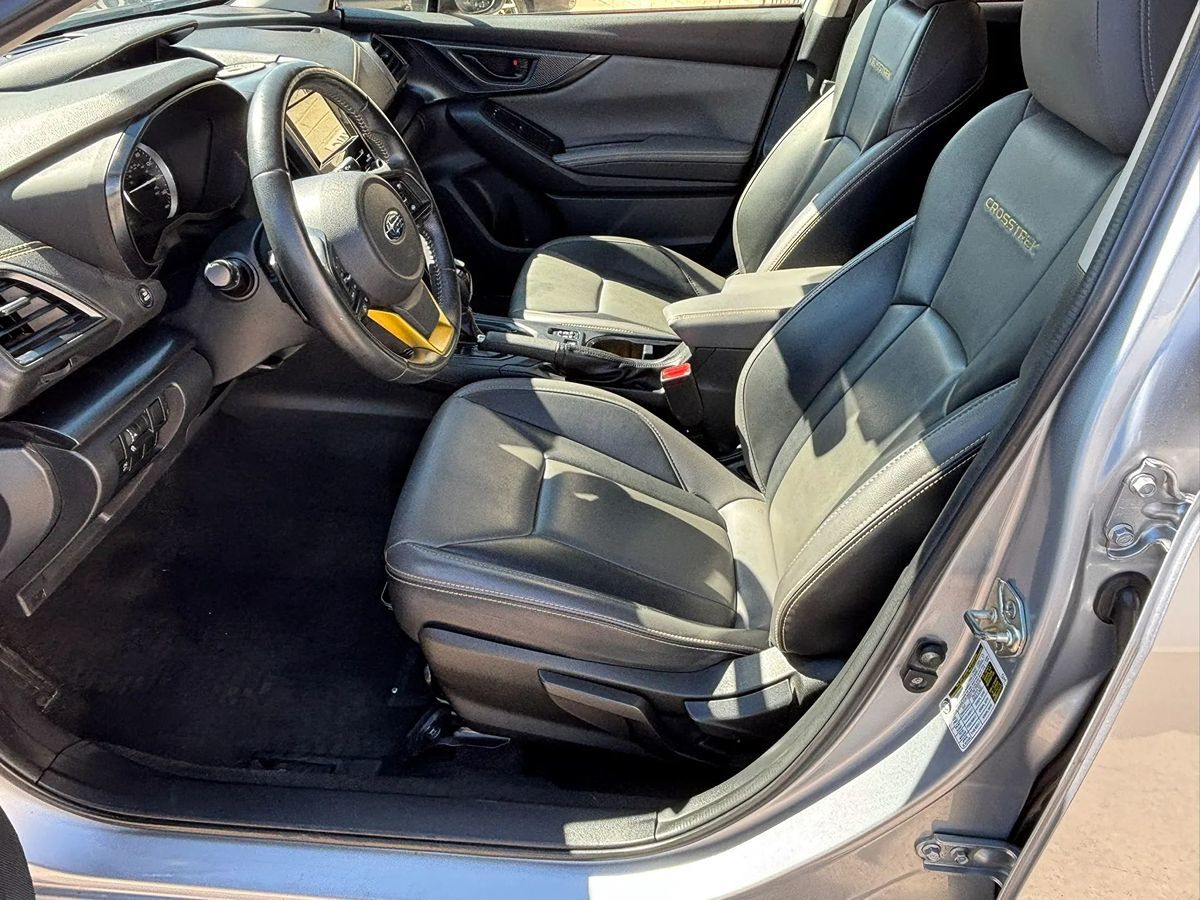 Photo 43 of this Subaru Crosstrek